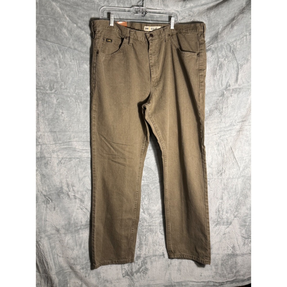 Lee Regular Fit Straight Leg Jeans Mens 42x32 Tarmac Brown Denim New NWT